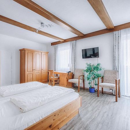 Hotel Garni Nuss Грайнау Екстер'єр фото